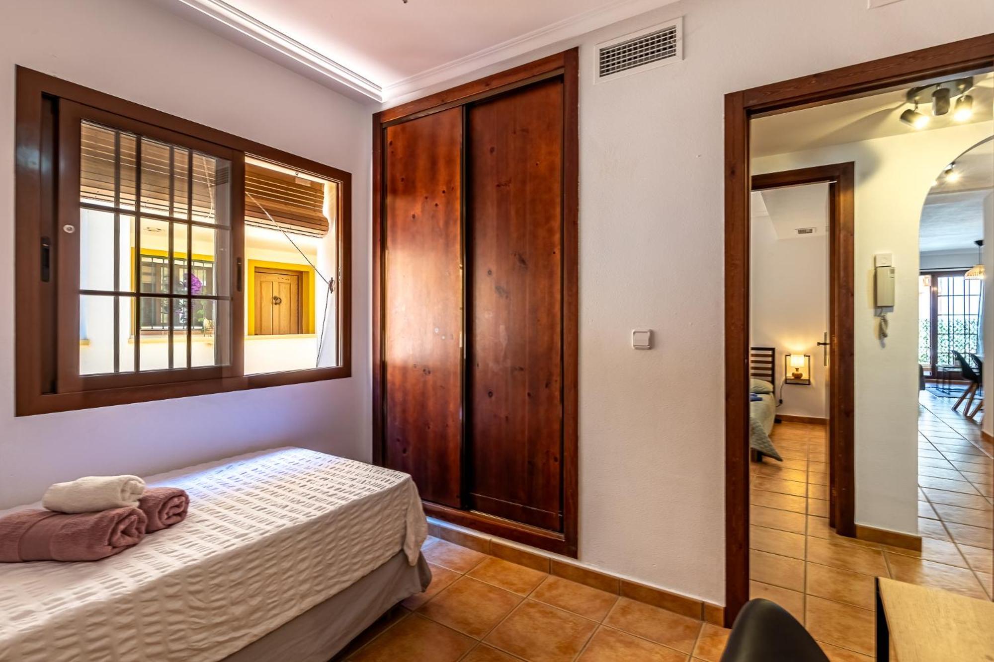 Casa Rexola Con Balcon Para 7 Viajeros Con Piscina Comunitaria Roda Luaran gambar